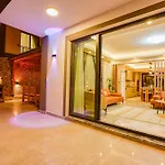 Lavanta - Private Pool & Jacuzzi - *