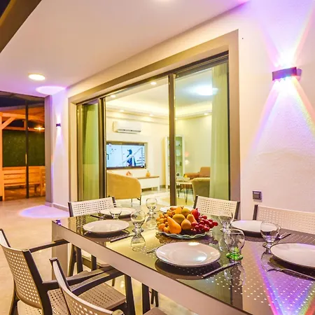 Vilă Lavanta - Private Pool & Jacuzzi - Fethiye