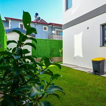 Vilă Lavanta - Private Pool & Jacuzzi - *