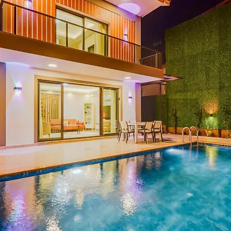 Vilă Lavanta - Private Pool & Jacuzzi - Fethiye