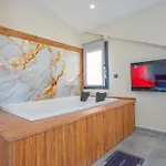 Villa Lavanta - Private Pool & Jacuzzi -
